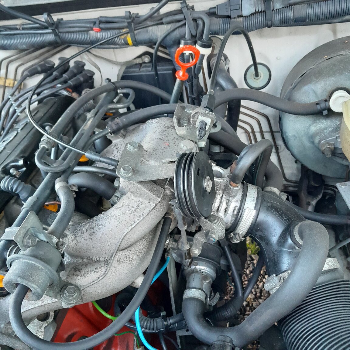 1992 Volvo 944 GL SE, Mekanik
