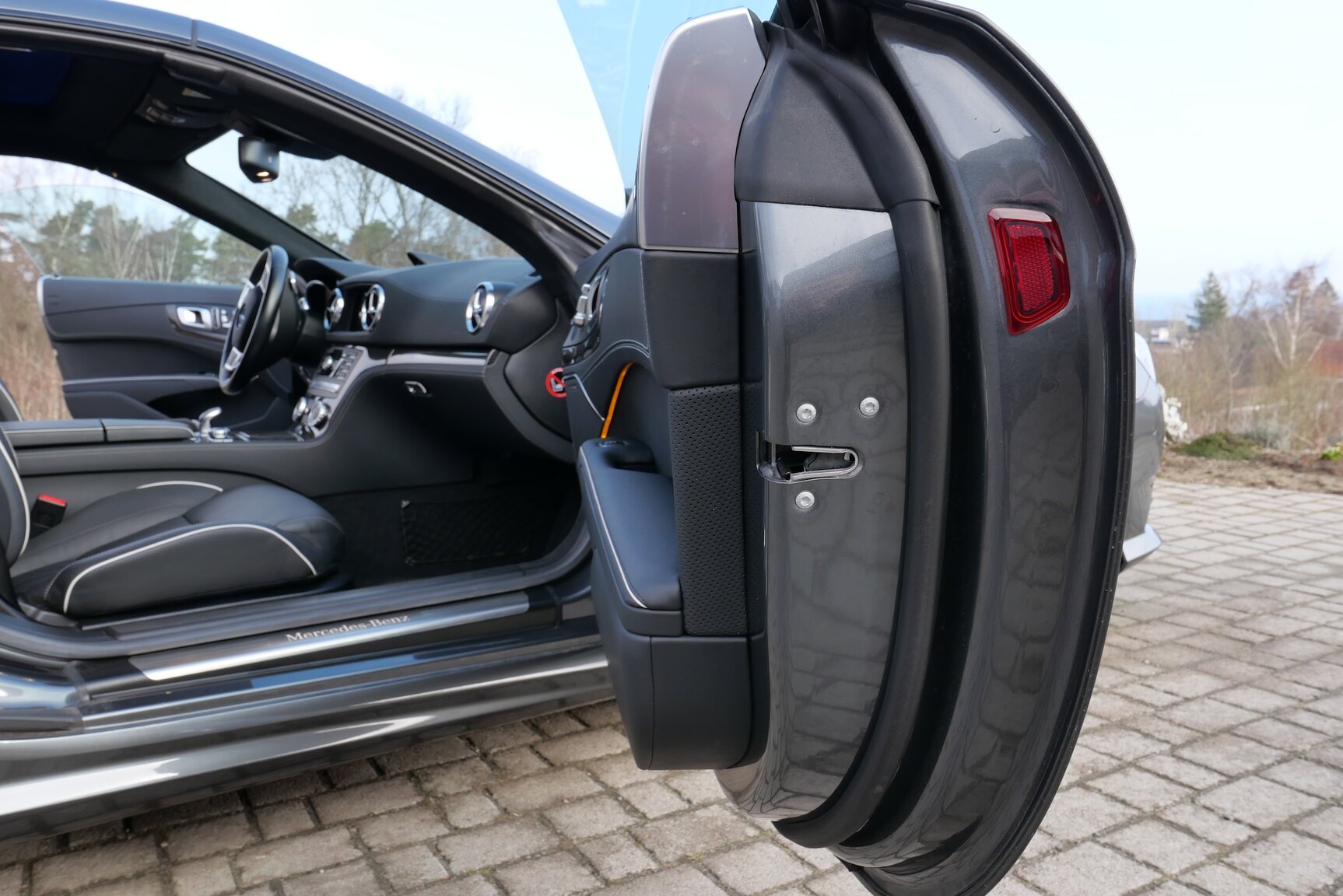 Interior image of 2014 Mercedes-Benz SL500