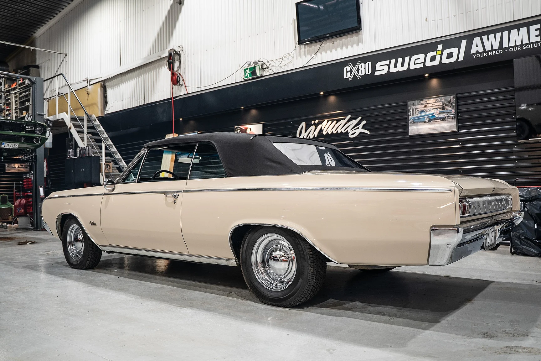 Exterior image of 1964 Oldsmobile Cutlass Convertible (6)