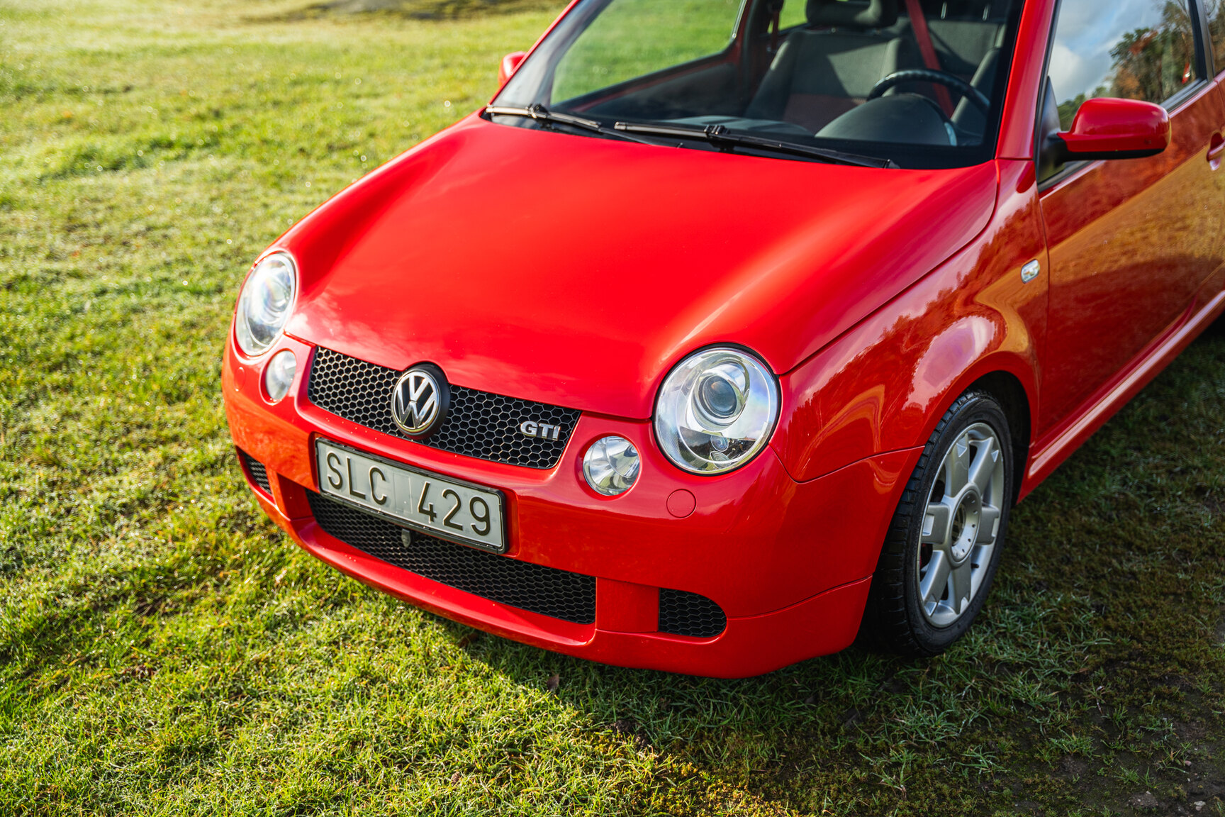 Exterior image of 2001 VW Lupo GTI