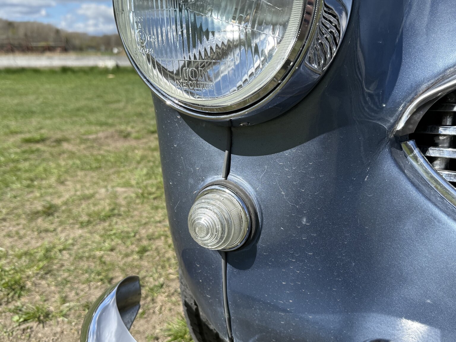 Exterior image of 1958 Austin-Healey 100-6