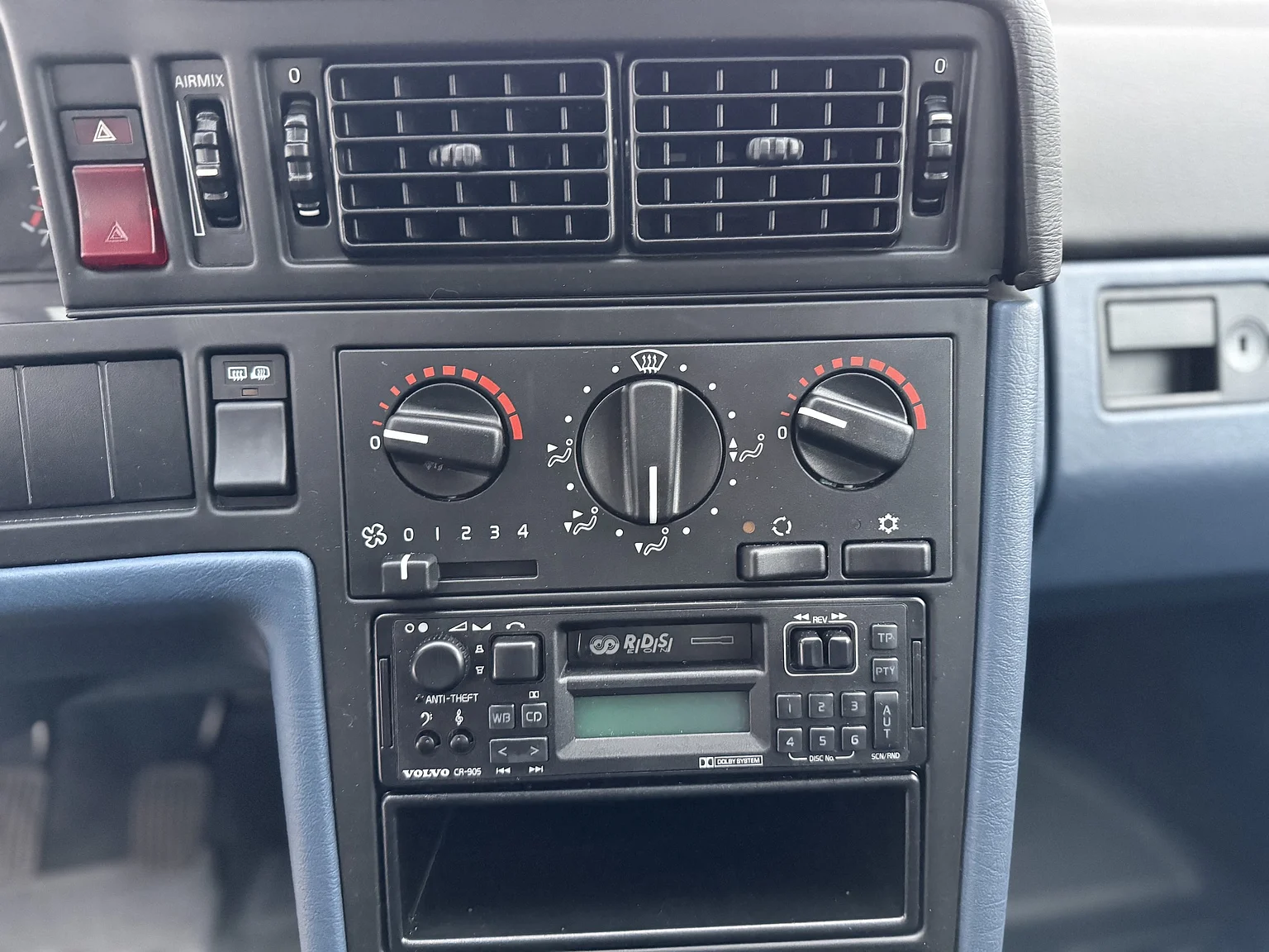 Interiörbild 1994 Volvo 850 2.5 SE (10)