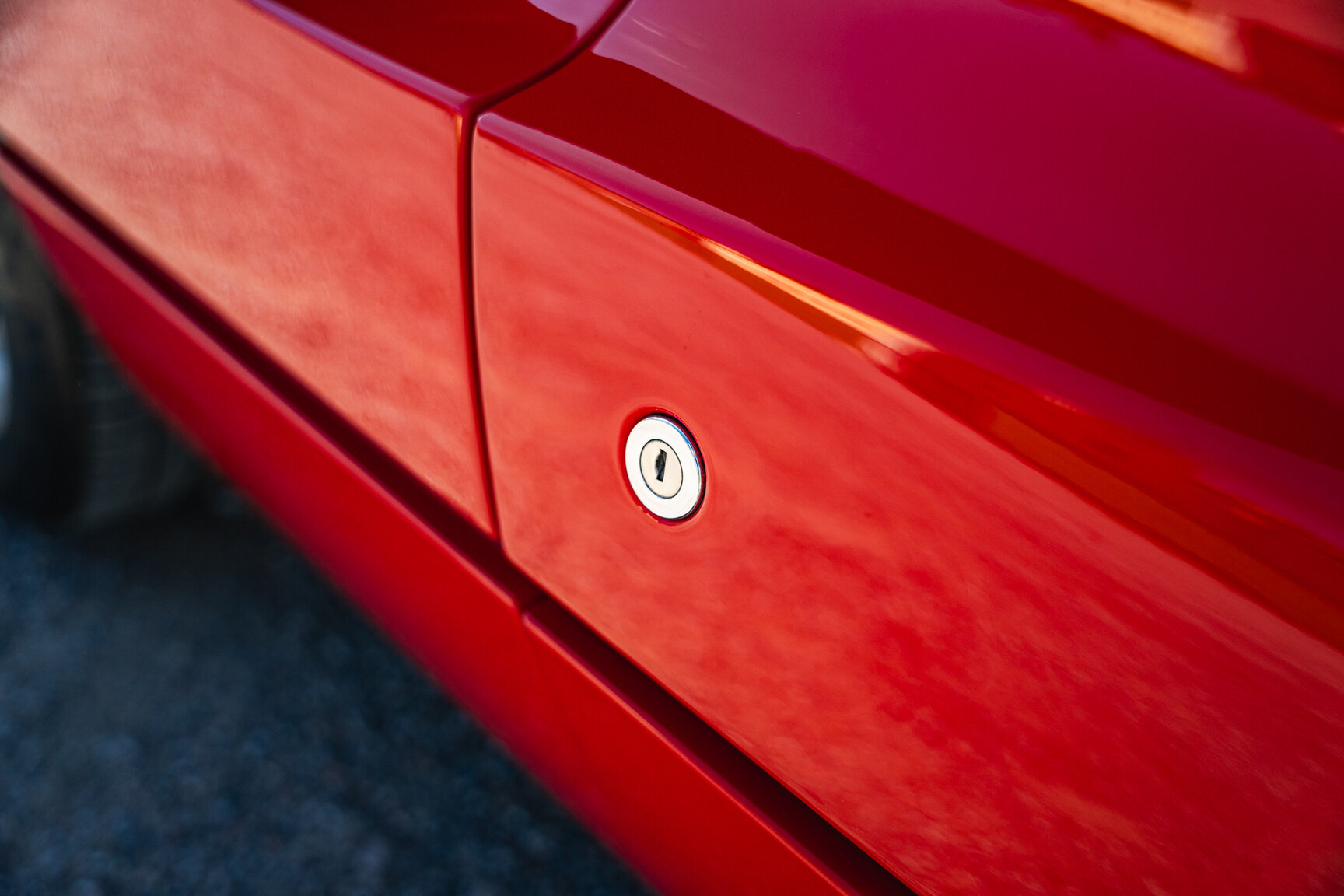 Exteriörbild på 1989 Ferrari 328 GTS