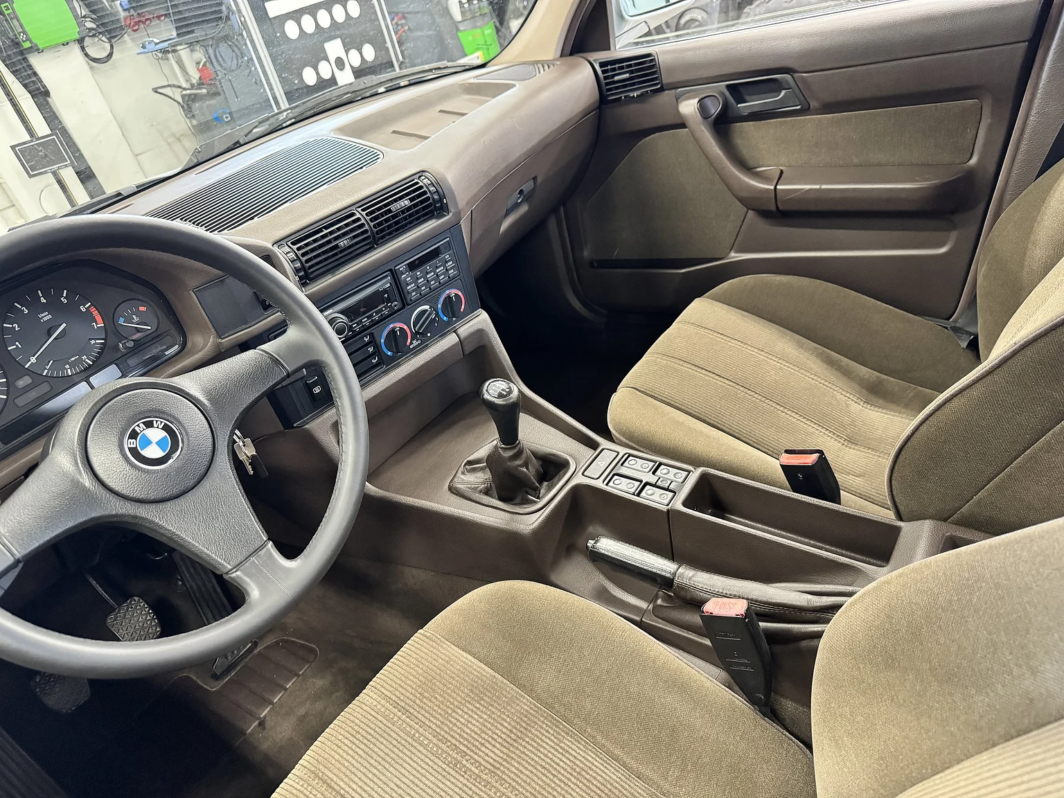 Interiörbild 1988 BMW 535i - NO RESERVE (4)