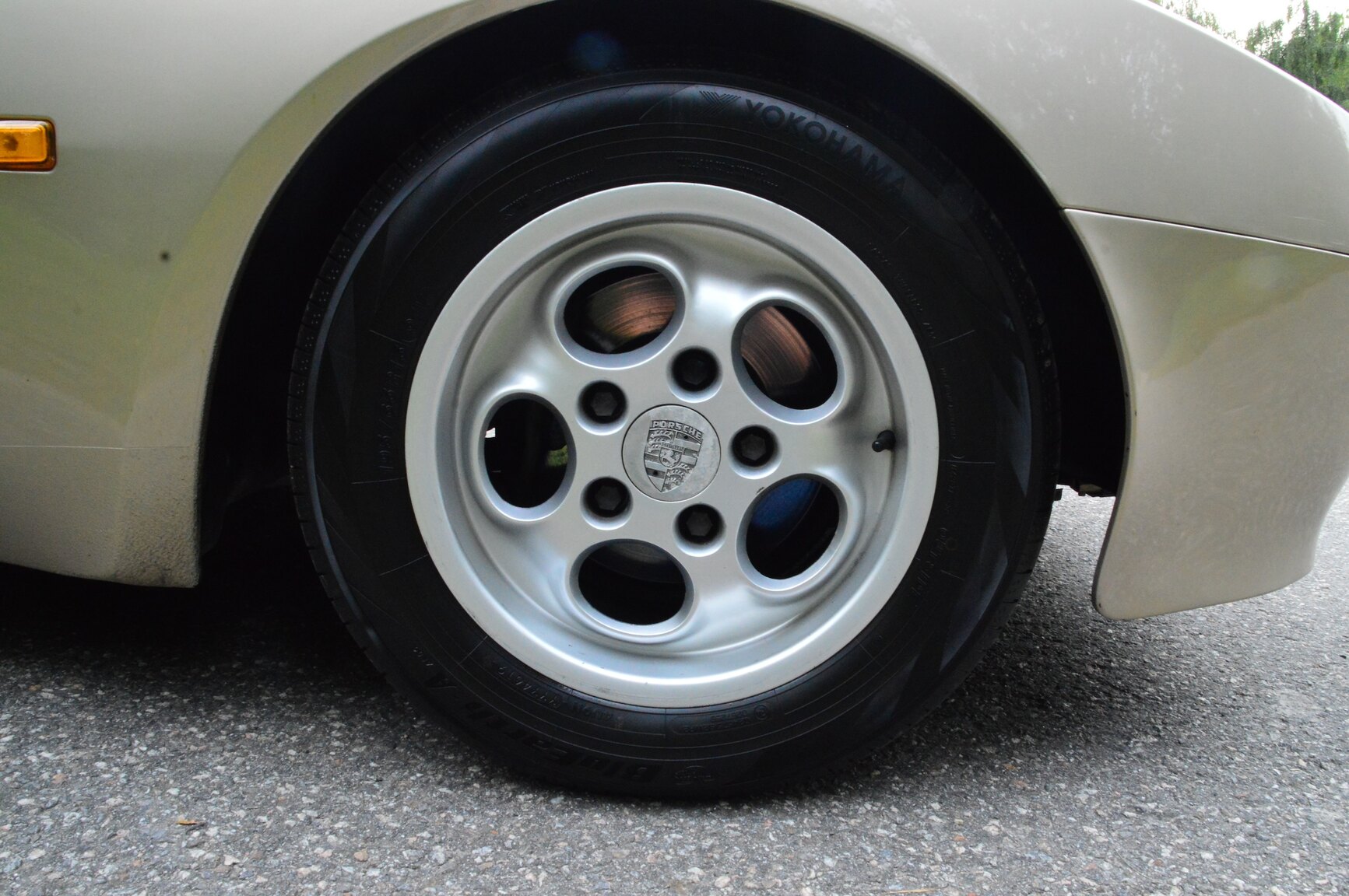 Aussenfoto 1986 Porsche 944 Coupé