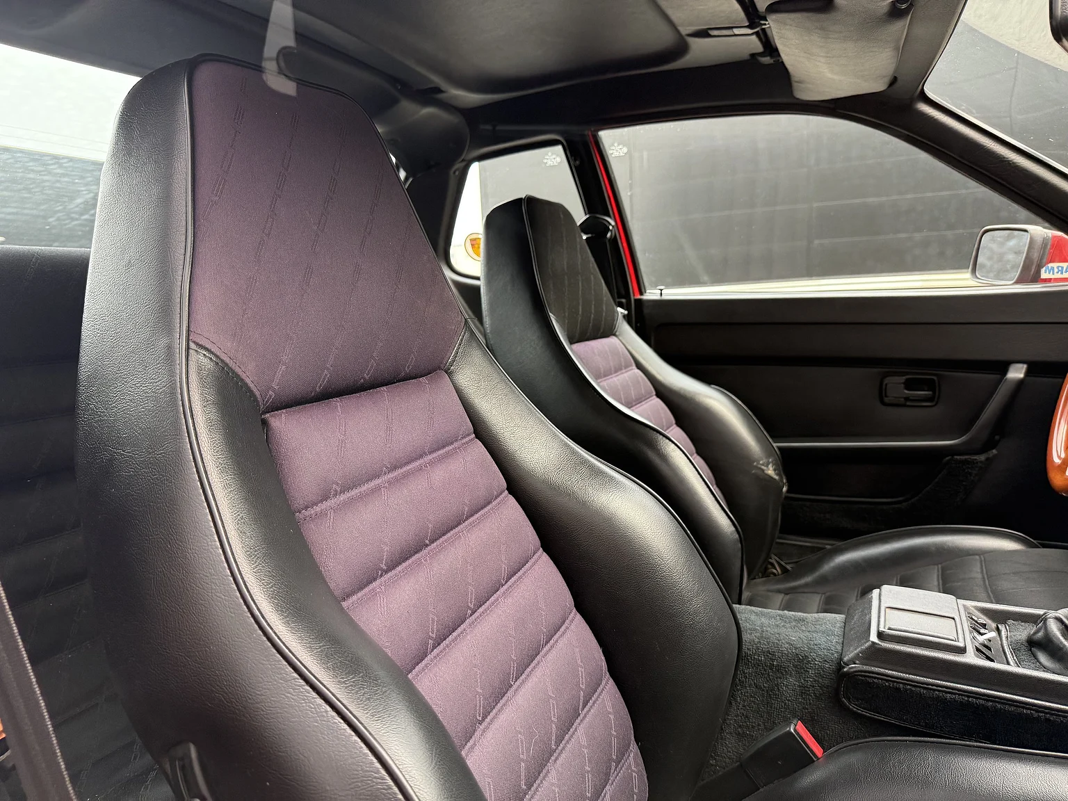 Interiörbild 1984 Porsche 944 Targa (34)