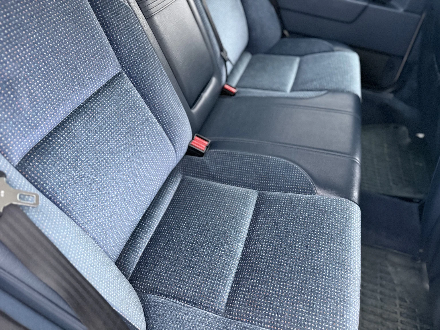 Innenraumfoto von 1994 Volvo 850 2.5 SE (27)