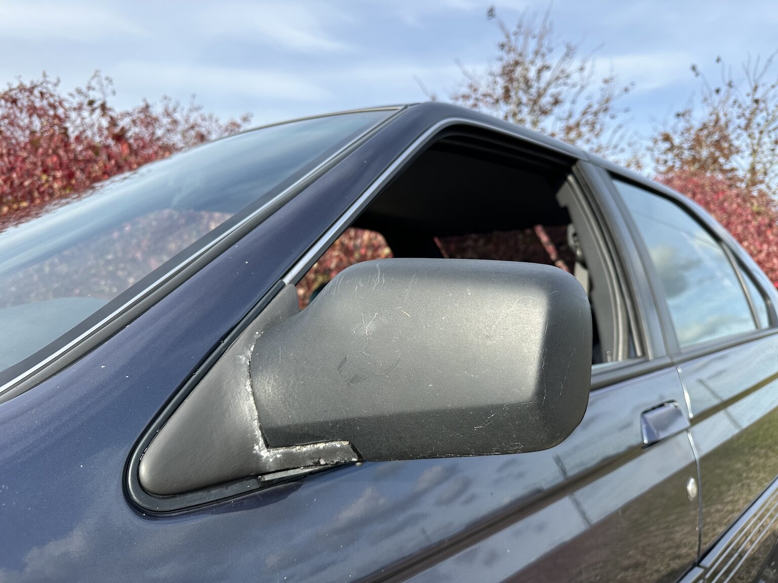 Exterior image of 1994 Alfa Romeo 164