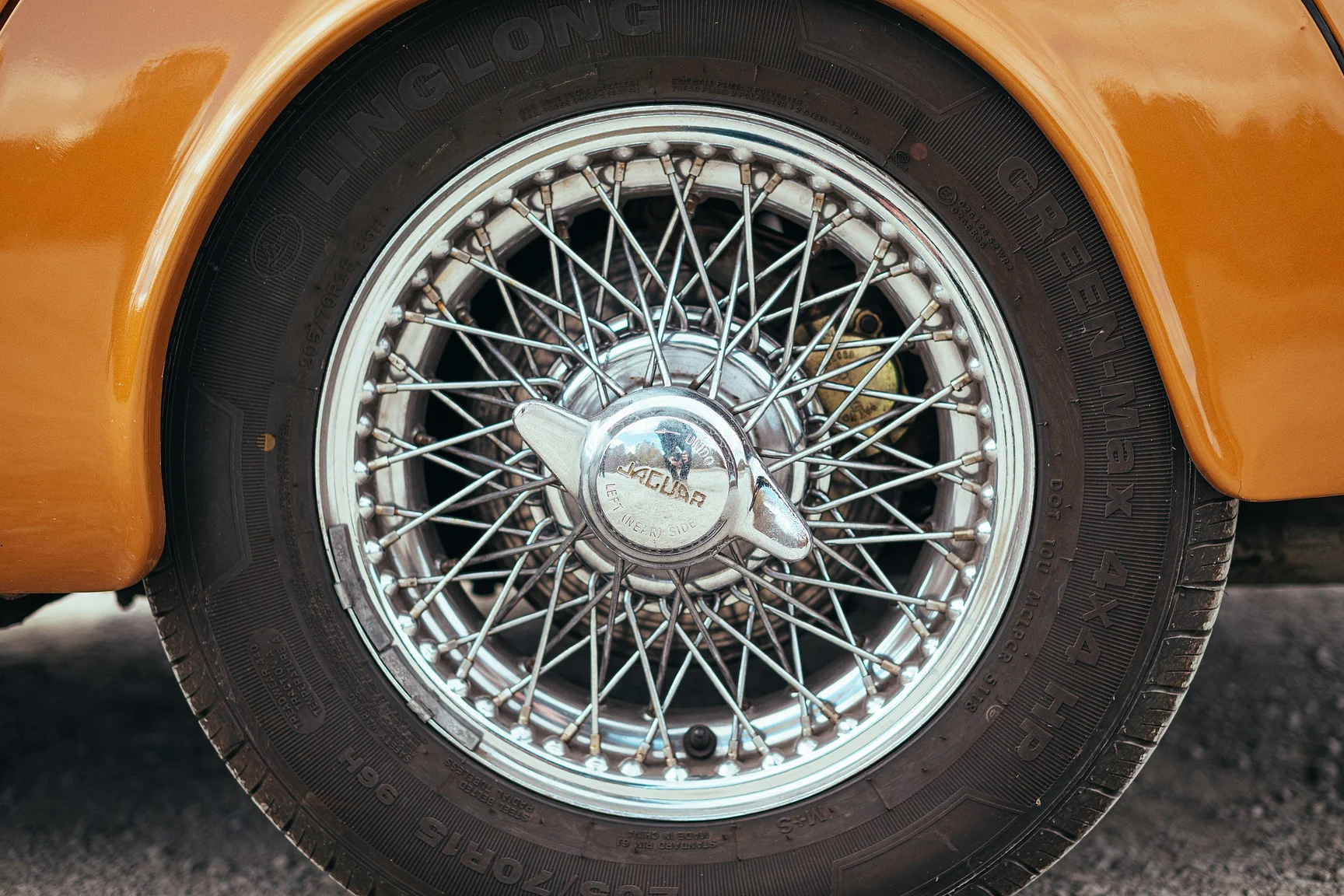 Exteriörbild på 1965 Jaguar MK 2 - 3.8 XK (20)