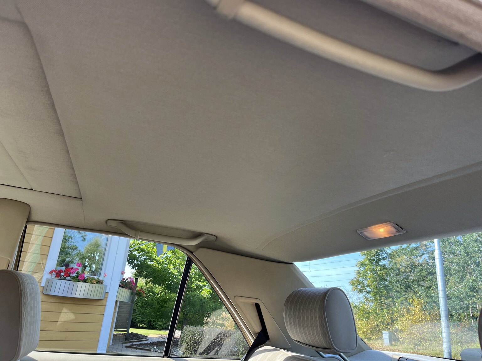 Interiörbild 1990 Mercedes-Benz 230 E