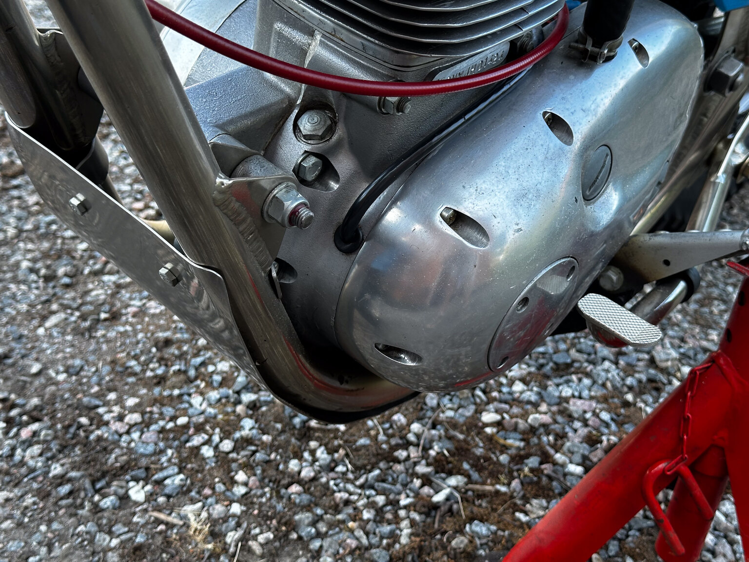 Image of 1971 BSA Rickman Métisse 500 mechanics