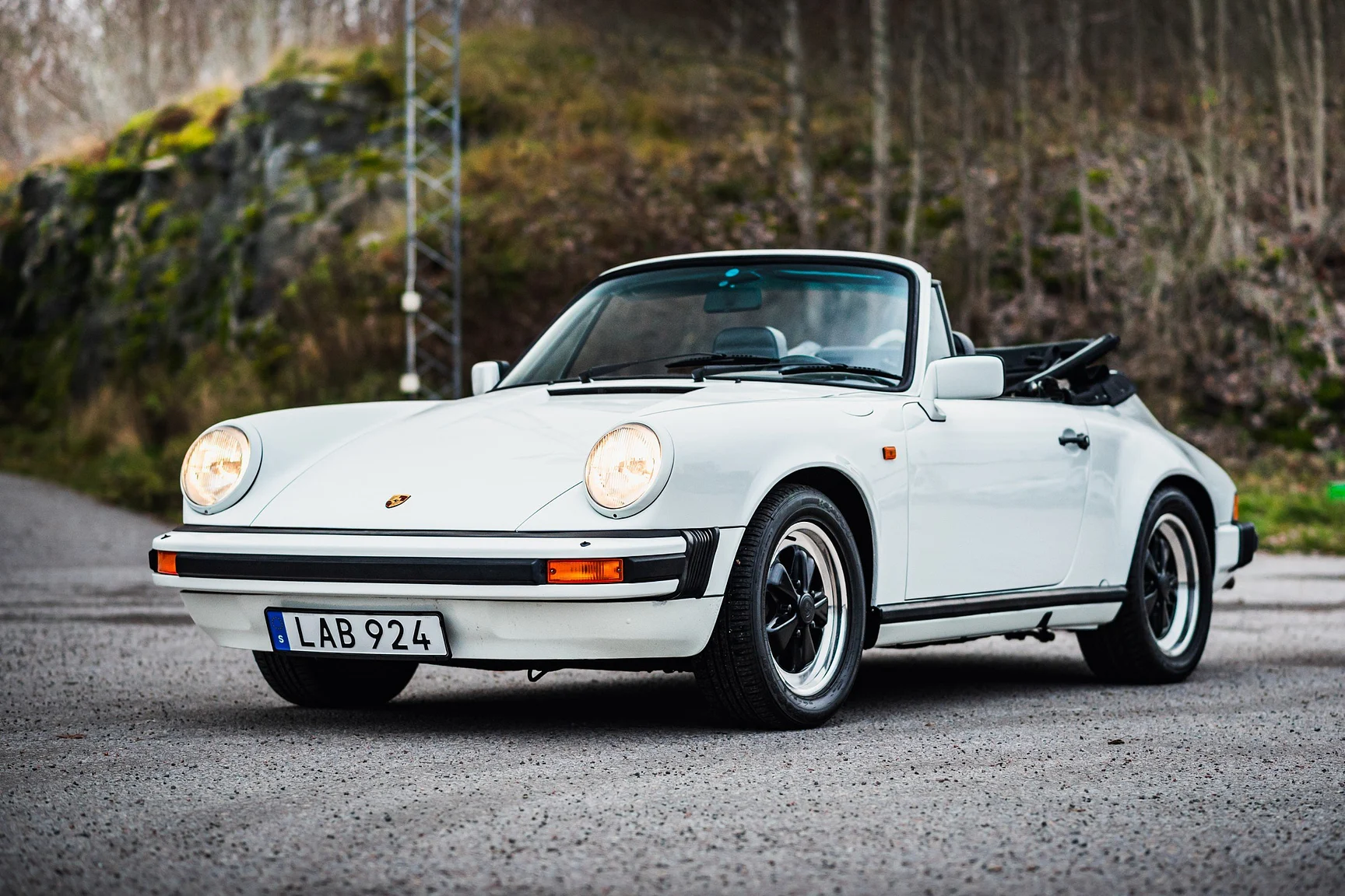 Aussenfoto 1983 Porsche 911 SC (3)