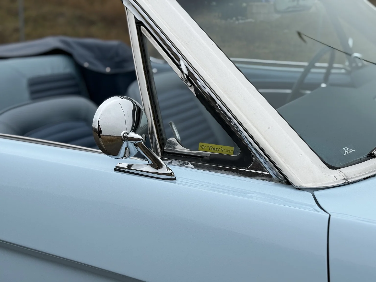 Exteriörbild på 1966 Ford Mustang Convertible 289 V8 (46)