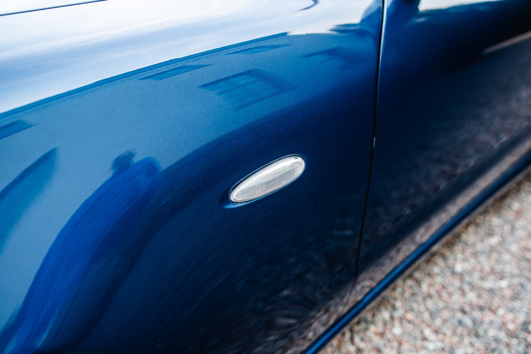 Exterior image of 2000 Maserati 3200 GT