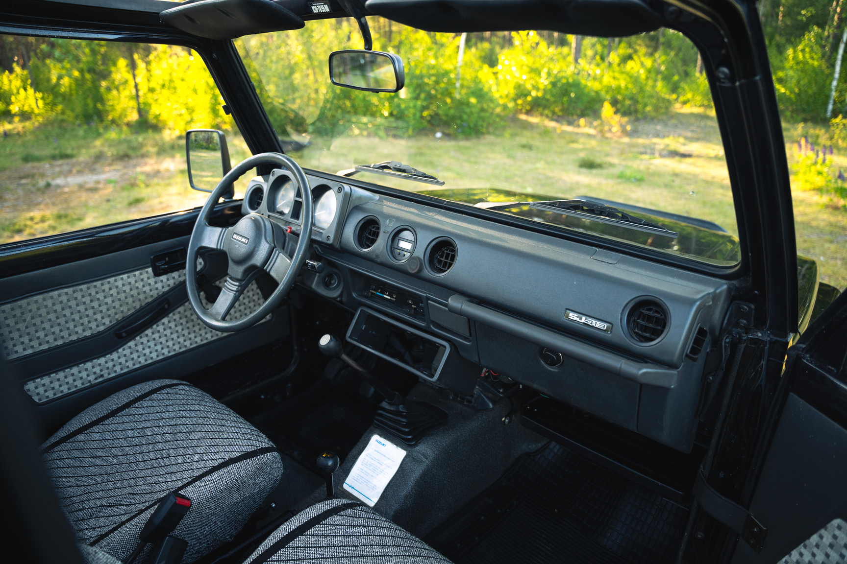 Interior image of 1987 Suzuki SJ413 long