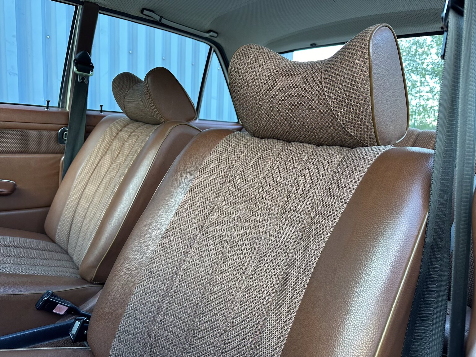 Interiörbild 1974 Mercedes Benz 230.6