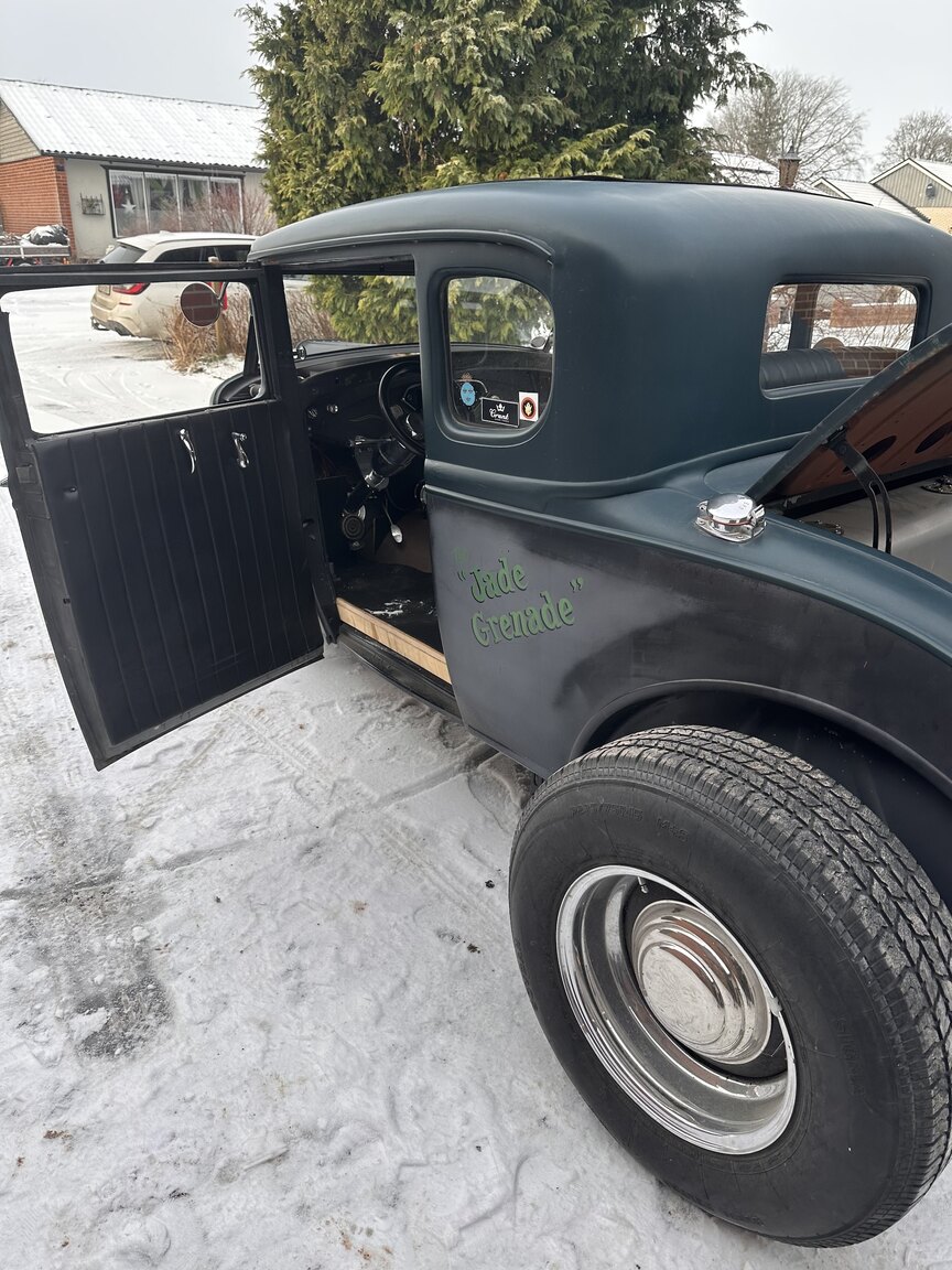 Exterior image of 1929 Ford A "HotRod"