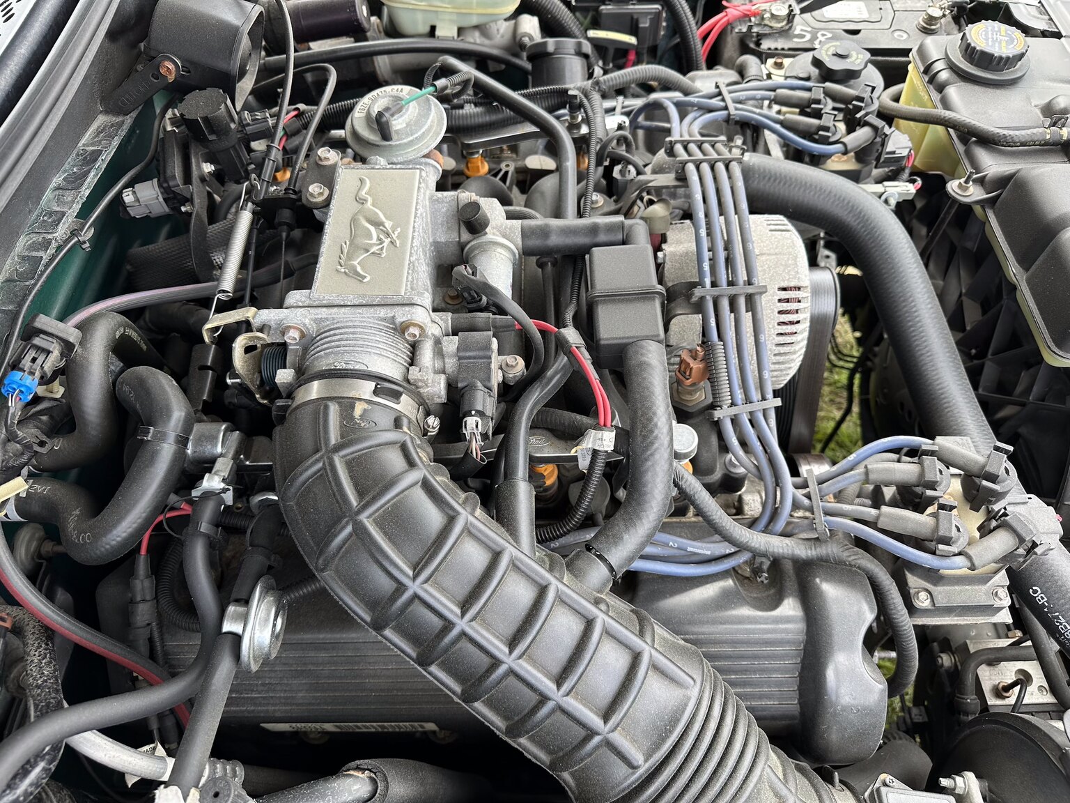 Image of 1998 Ford Mustang GT Convertible mechanics