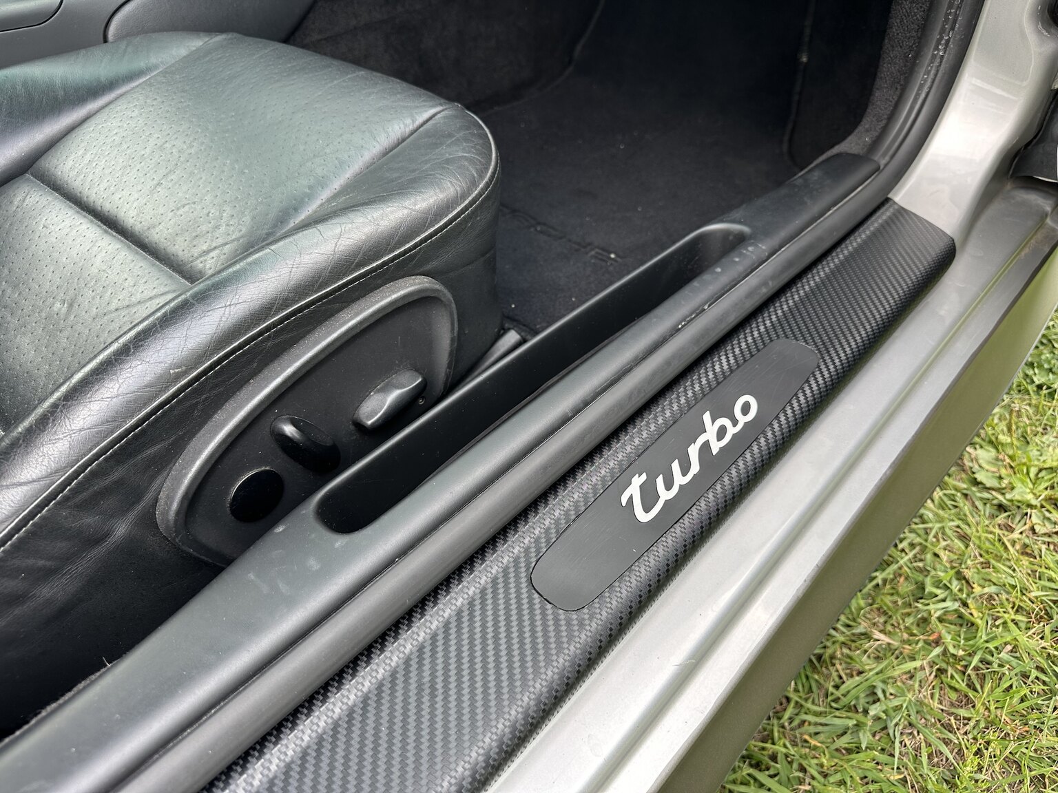 Innenraumfoto von 2002 Porsche 996 Turbo