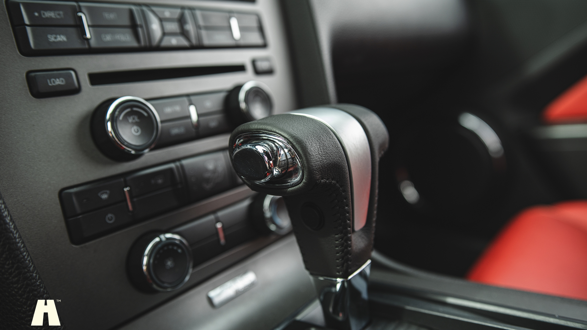 Interior image of 2010 Ford Mustang GT 