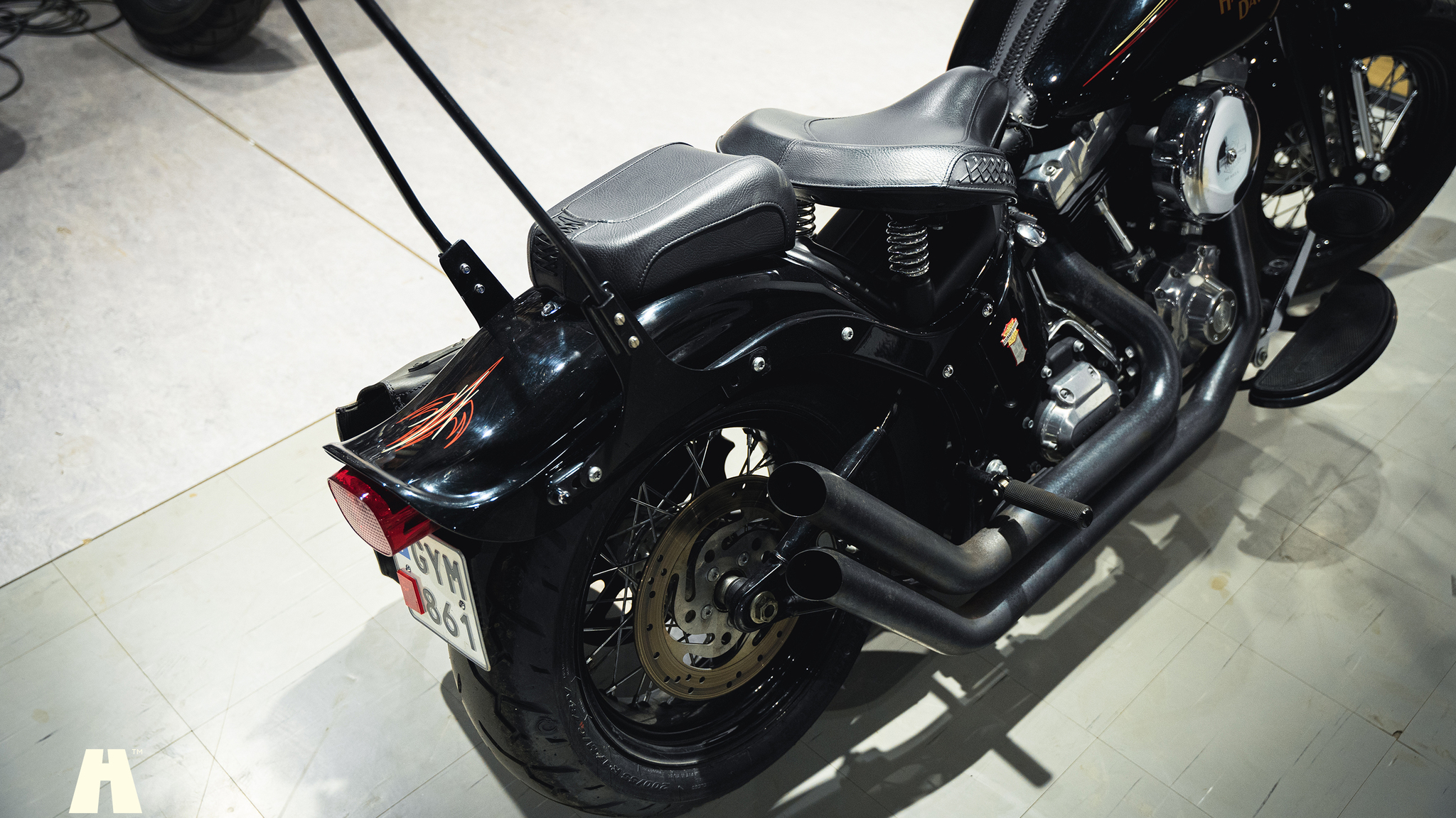 Exteriörbild på 2008 Harley-Davidson Cross Bones Twin Cam (9)