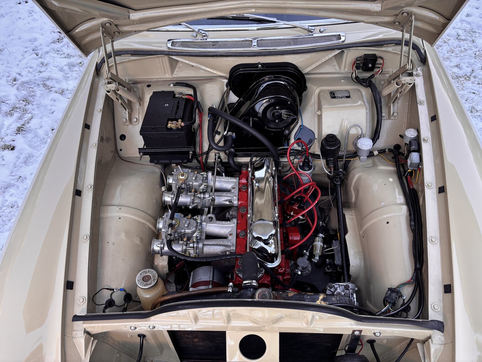 Image of 1965 Volvo Amazon mechanics