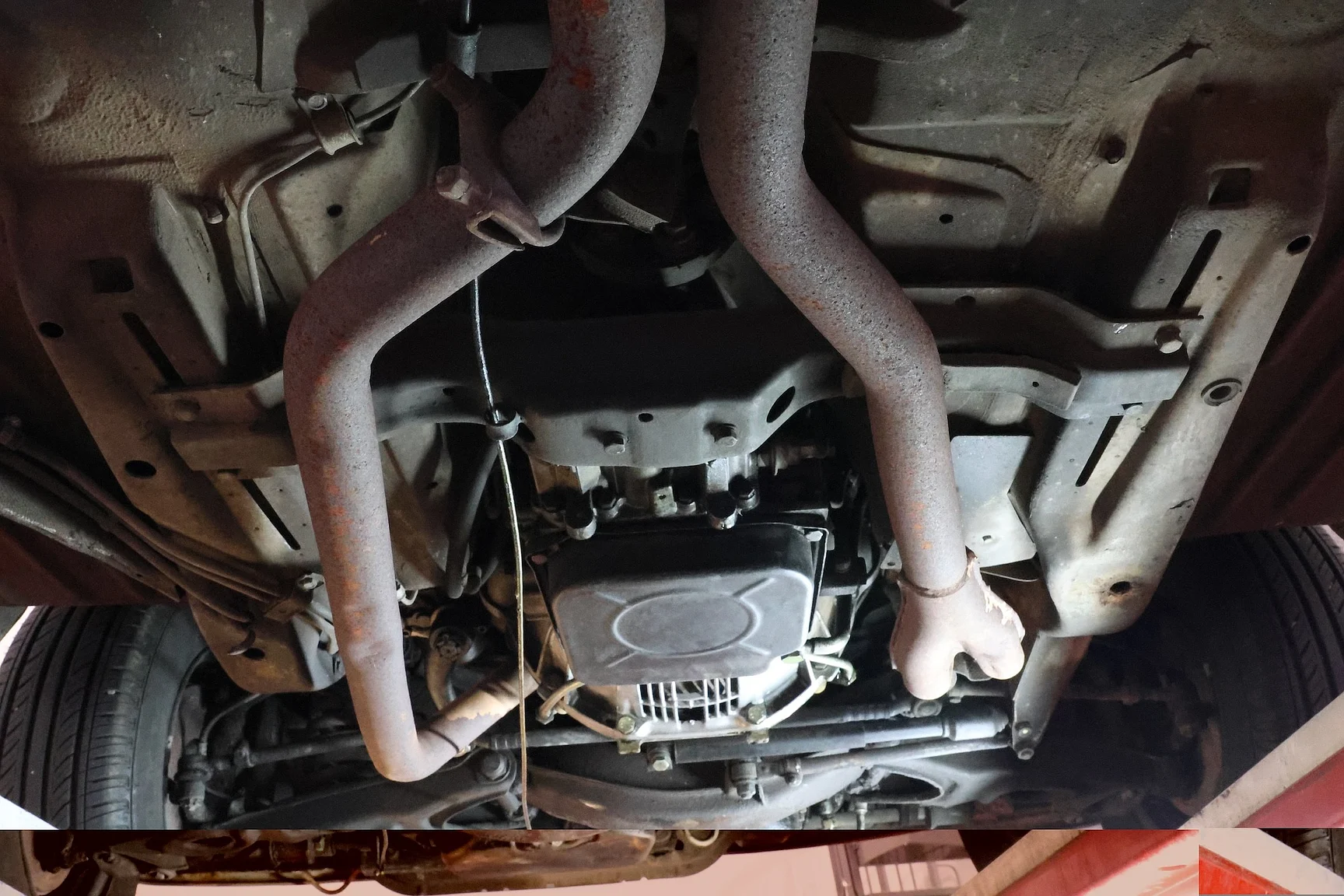 Image of 1972 Mercedes-Benz 280 SE 4.5  (32) mechanics