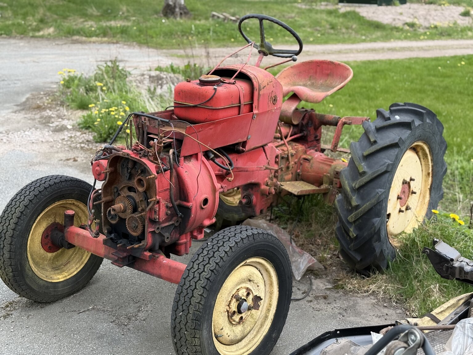 Exterior image of 1959 Porsche Diesel Traktor (Rep-objekt)