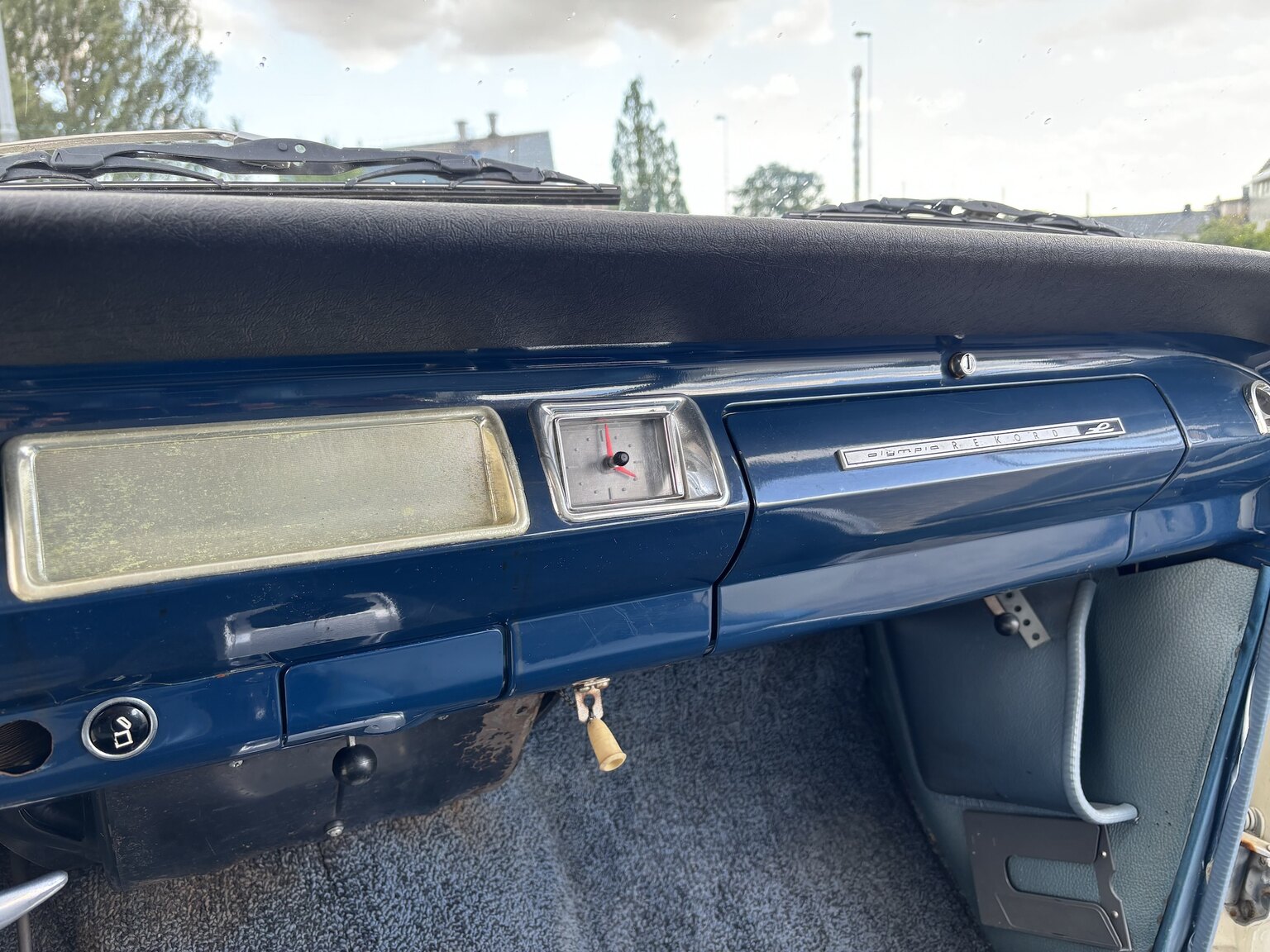 Innenraumfoto von 1965 Opel Record Deluxe