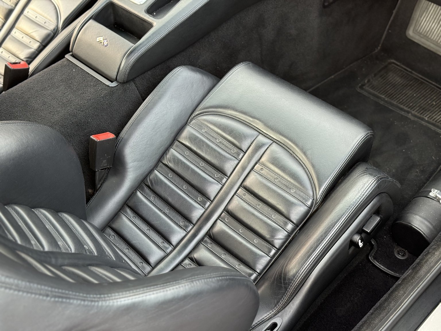 Interiörbild 2003 Ferrari 575M Maranello