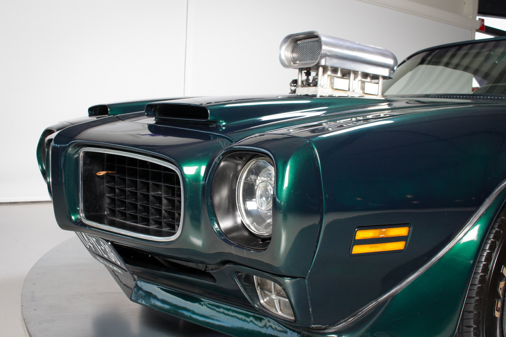 Exterior image of 1975 Pontiac Firebird Formula