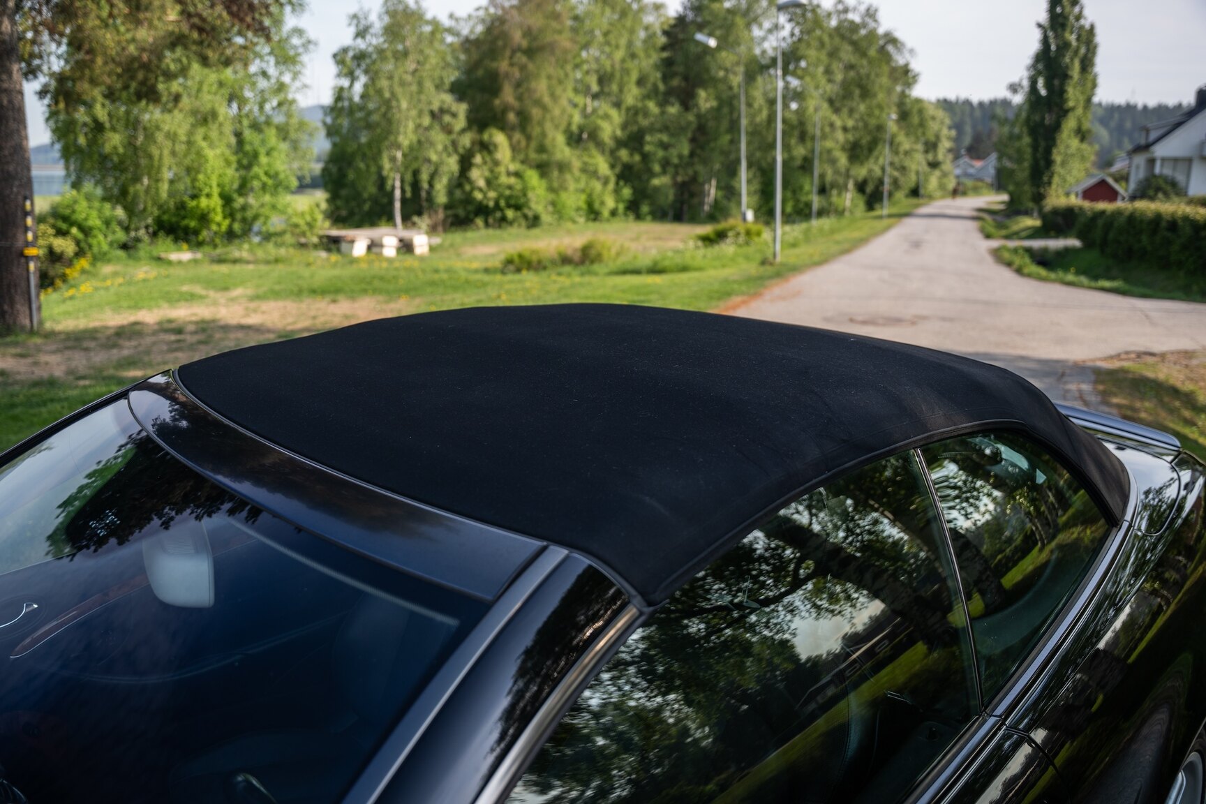 Exterior image of 2009 Mercedes-Benz CLK 550