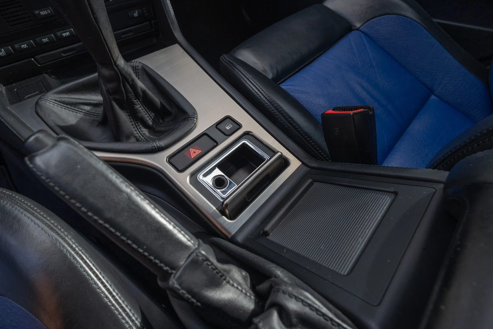 Innenraumfoto von 2002 BMW M5 E39 (38)