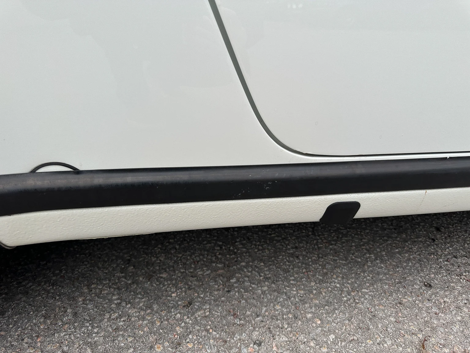 Exterior image of 1983 Porsche 911 SC (73)