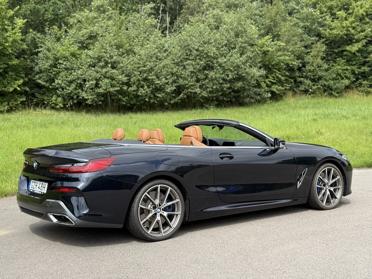 Exterior image of 2019 BMW M850i xDrive Convertible Steptronic