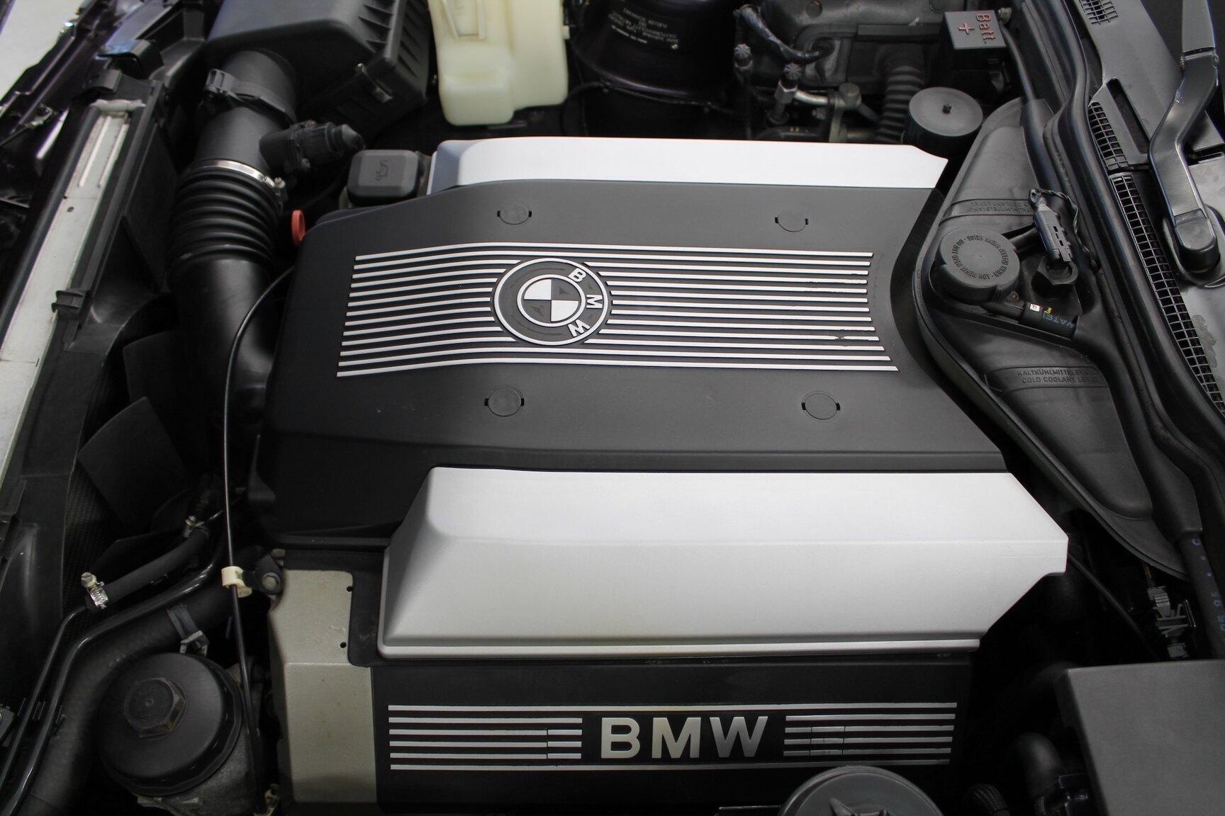 Image of 1996 BMW 540i Touring "No Reserve Auction" mechanics