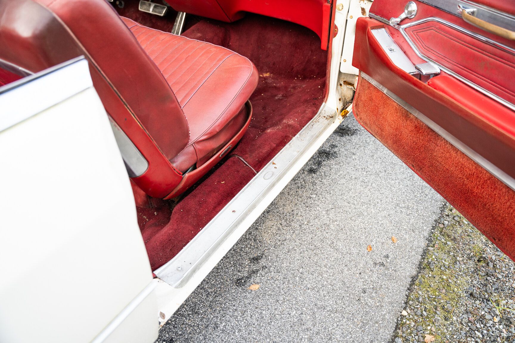 Innenraumfoto von 1965 Cadillac De Ville convertible