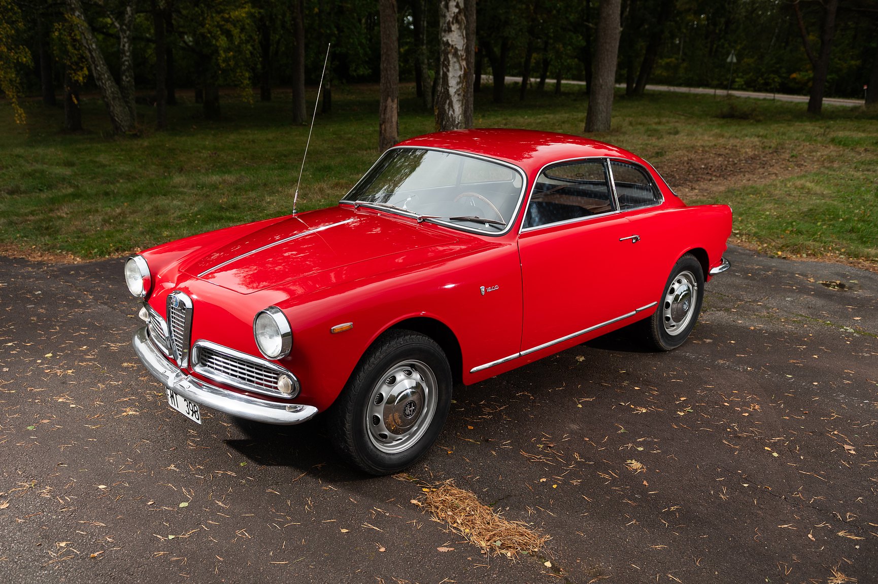 Exterior image of 1962 Alfa Romeo Giulia Sprint 1600