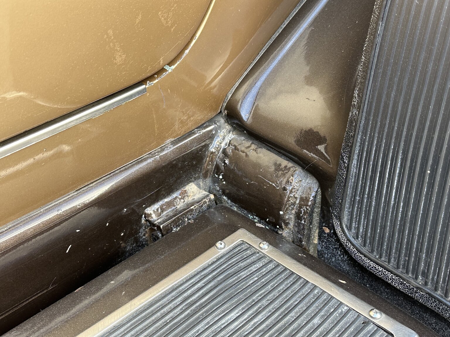 Aussenfoto 1975 Excalibur Phaeton series III  (23)