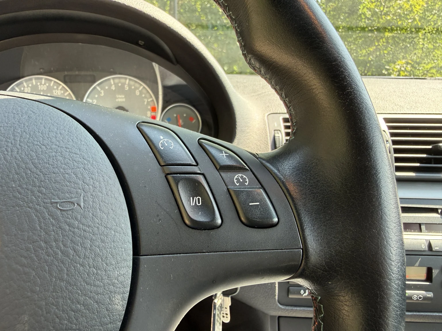 Interior image of 2004 BMW M3 Coupé (47)