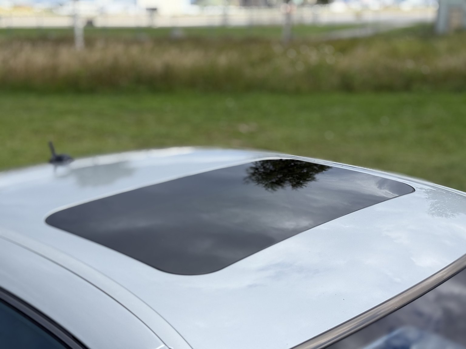 Exterior image of 2000 Mercedes-Benz CLK 55 AMG Coupé
