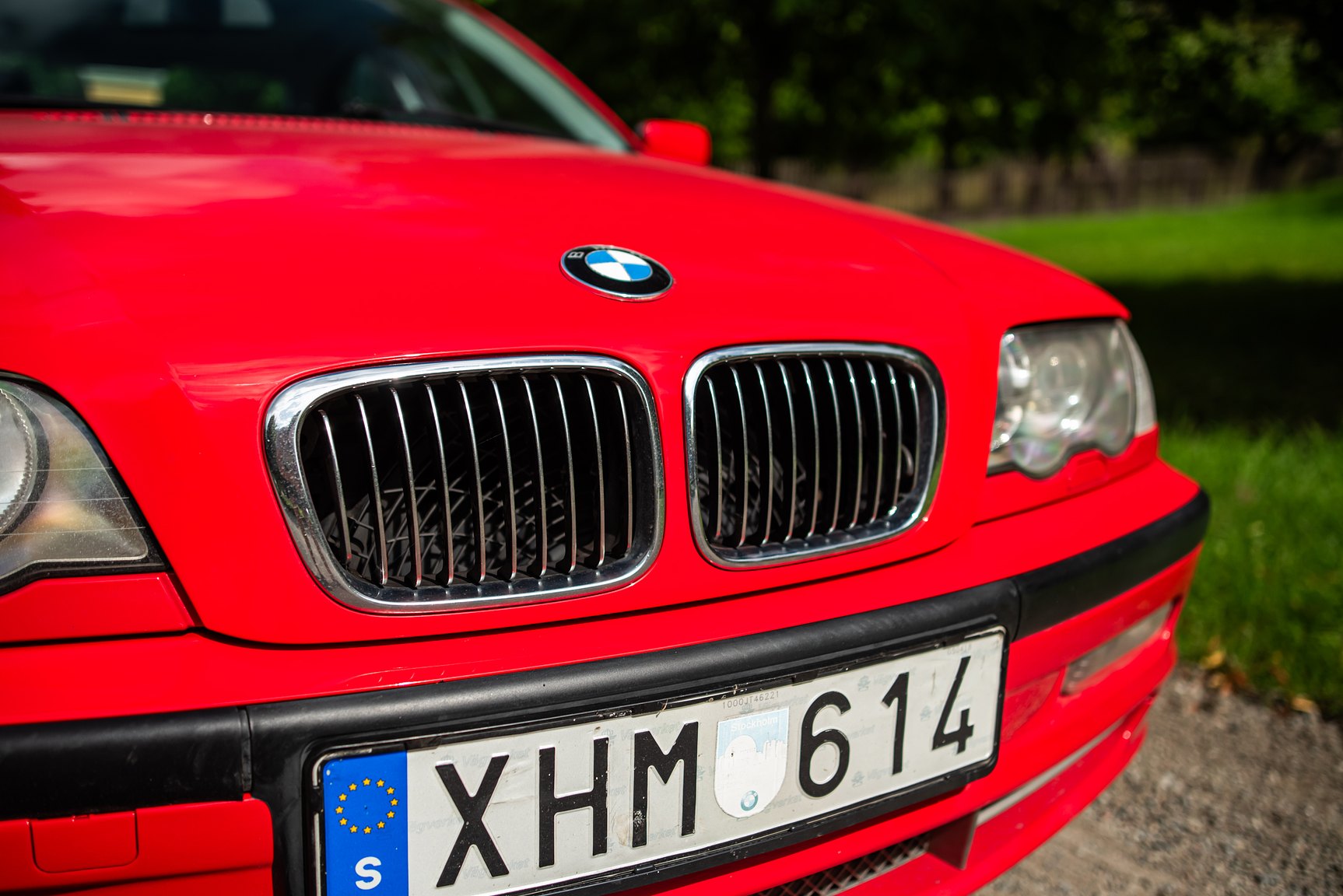 Exterior image of 2001 BMW 330Xi