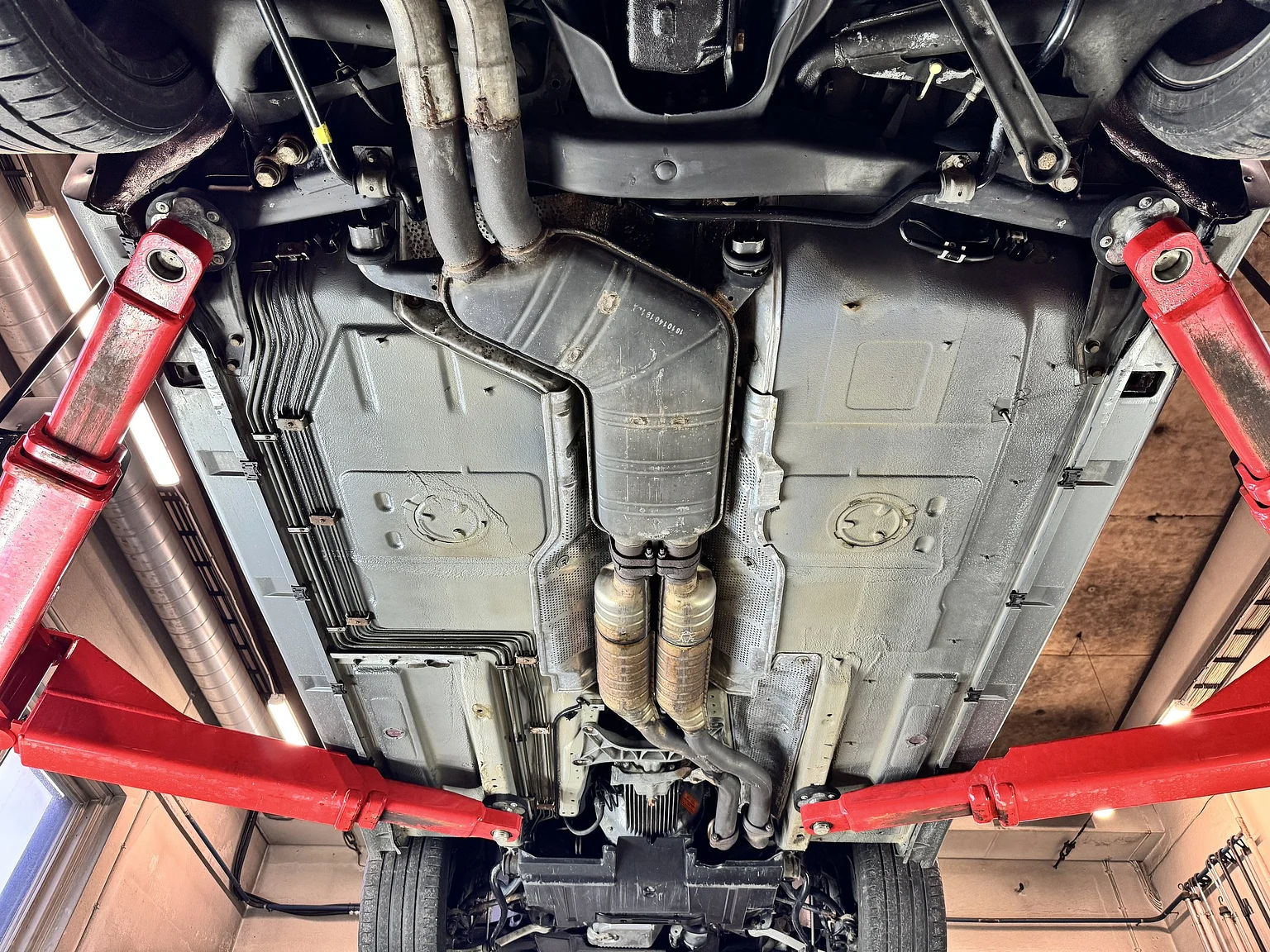 Image of 1993 BMW E34 M5 Touring  mechanics (62)