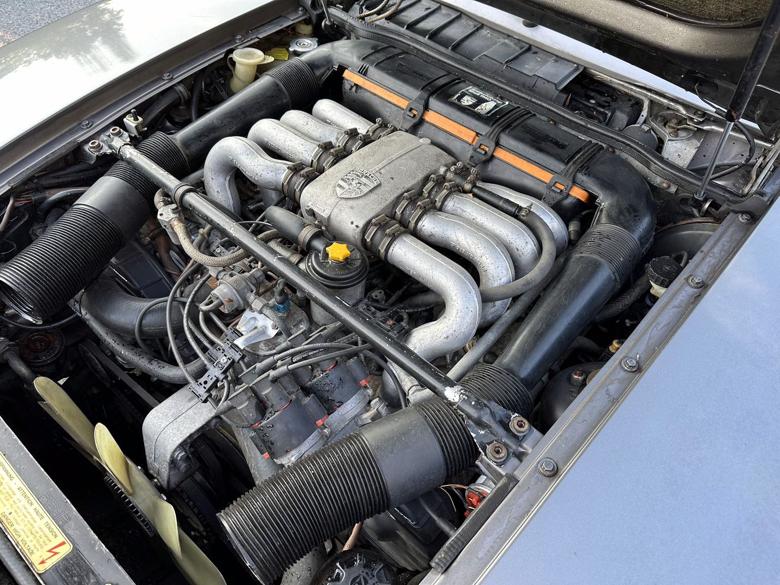 Image of 1985 Porsche 928 mechanics (2)