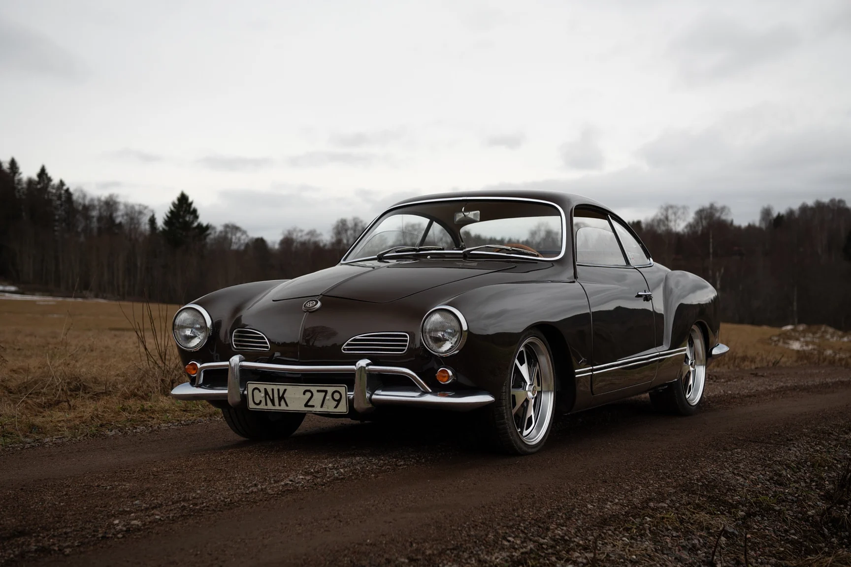 Exteriörbild på 1962 Volkswagen 1200 Karmann Coupe (2)