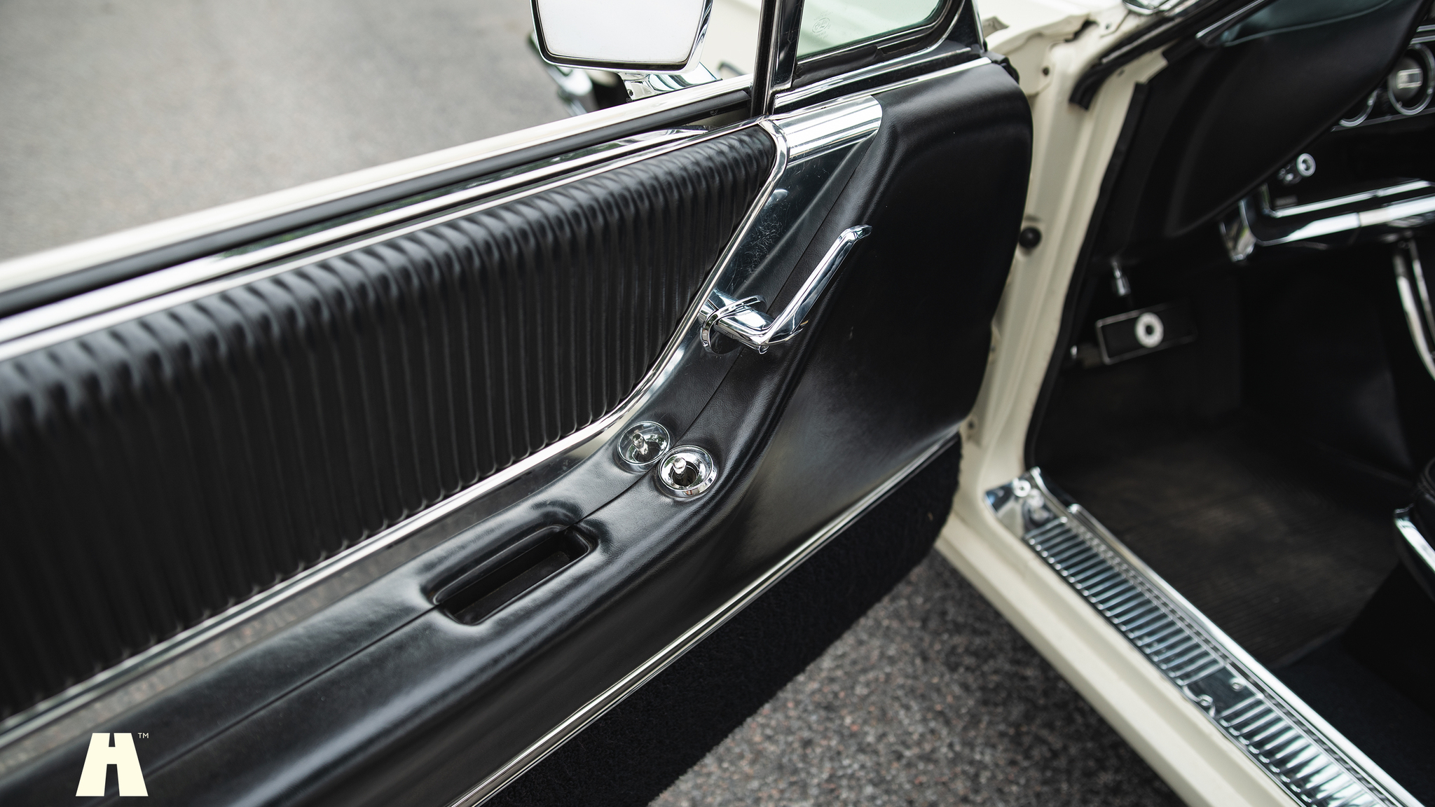 Interiörbild 1965 Ford Thunderbird (10)