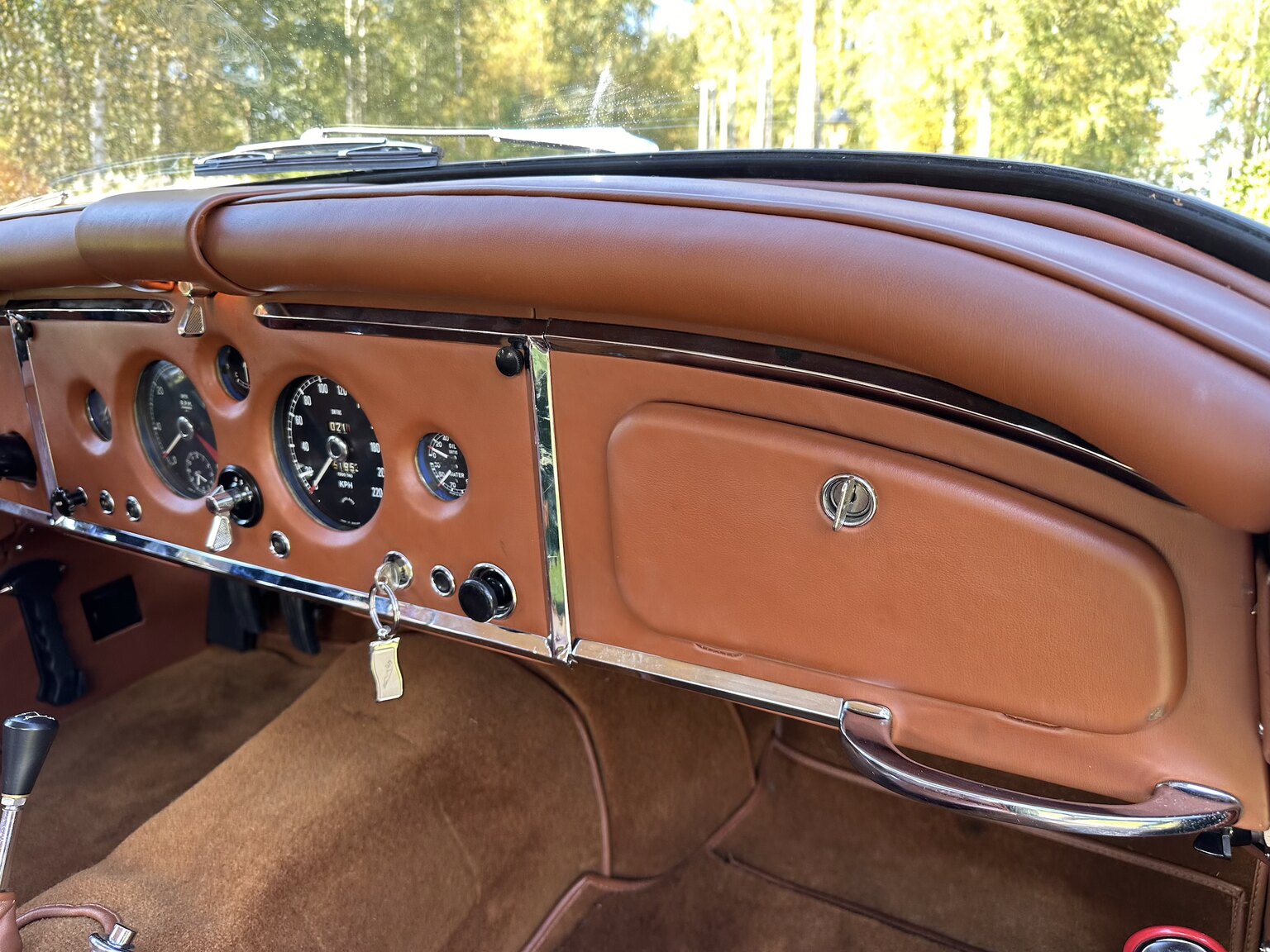 Innenraumfoto von 1958 Jaguar XK150