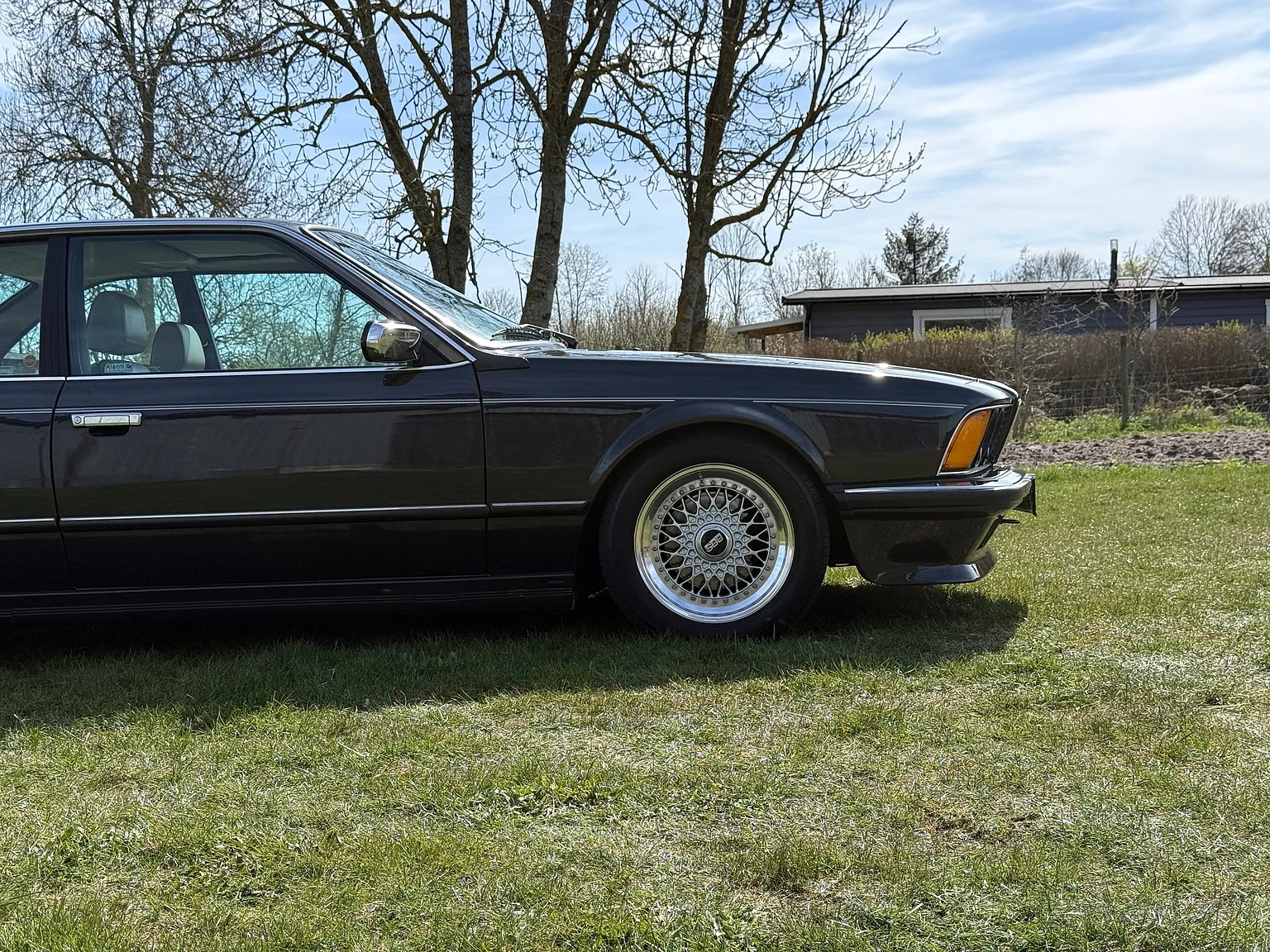 Exterior image of 1985 BMW 635 CSiA (E24) (12)