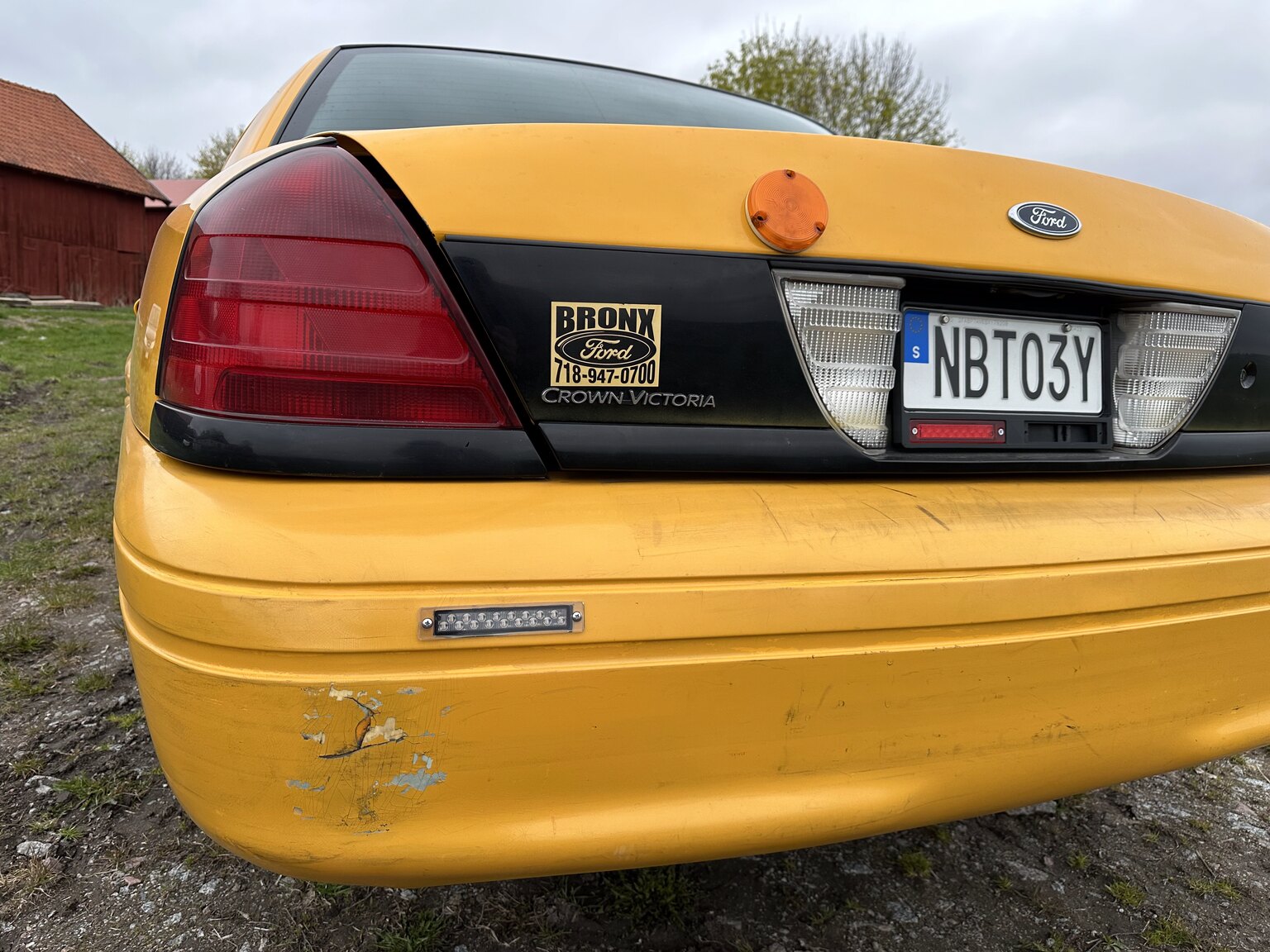 Aussenfoto 2011 Ford Crown Victoria New York Cab (20)
