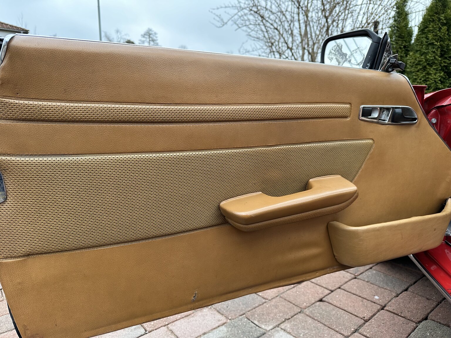 Interior image of 1973 Mercedes-Benz 450 SL